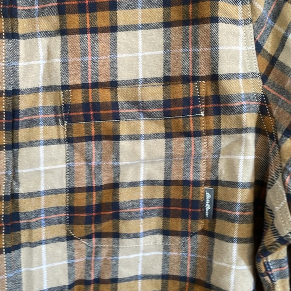M’s Eddie Bauer L/S Plaid Flannel, size L - Picture 4 of 5
